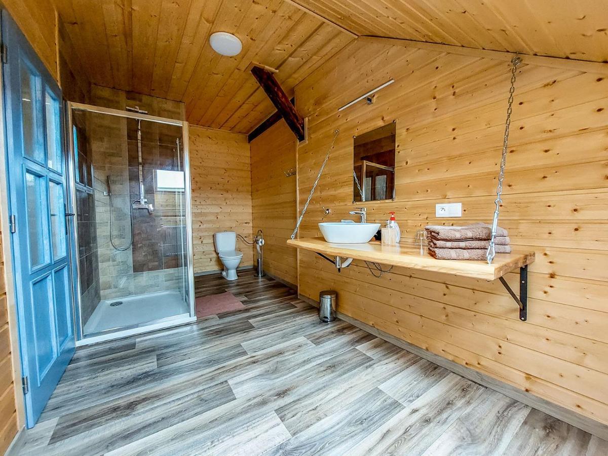 Apartmany Kras Velka Kras ภายนอก รูปภาพ